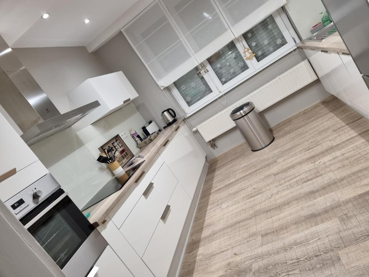L'Ourson Apartment กอลมาร์ ภายนอก รูปภาพ